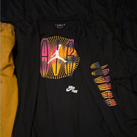 New Jordan set (Jordan pants and Jordan shirt). Both only worn once. - Picture 8 of 8